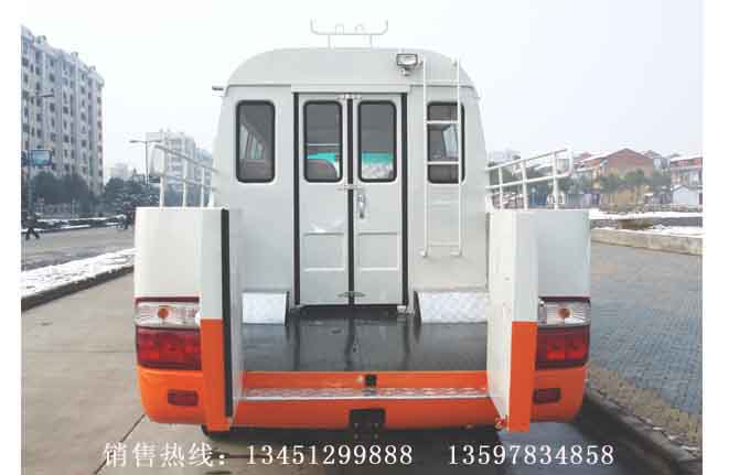 江淮6米9座柴油机电力工程车（国六）